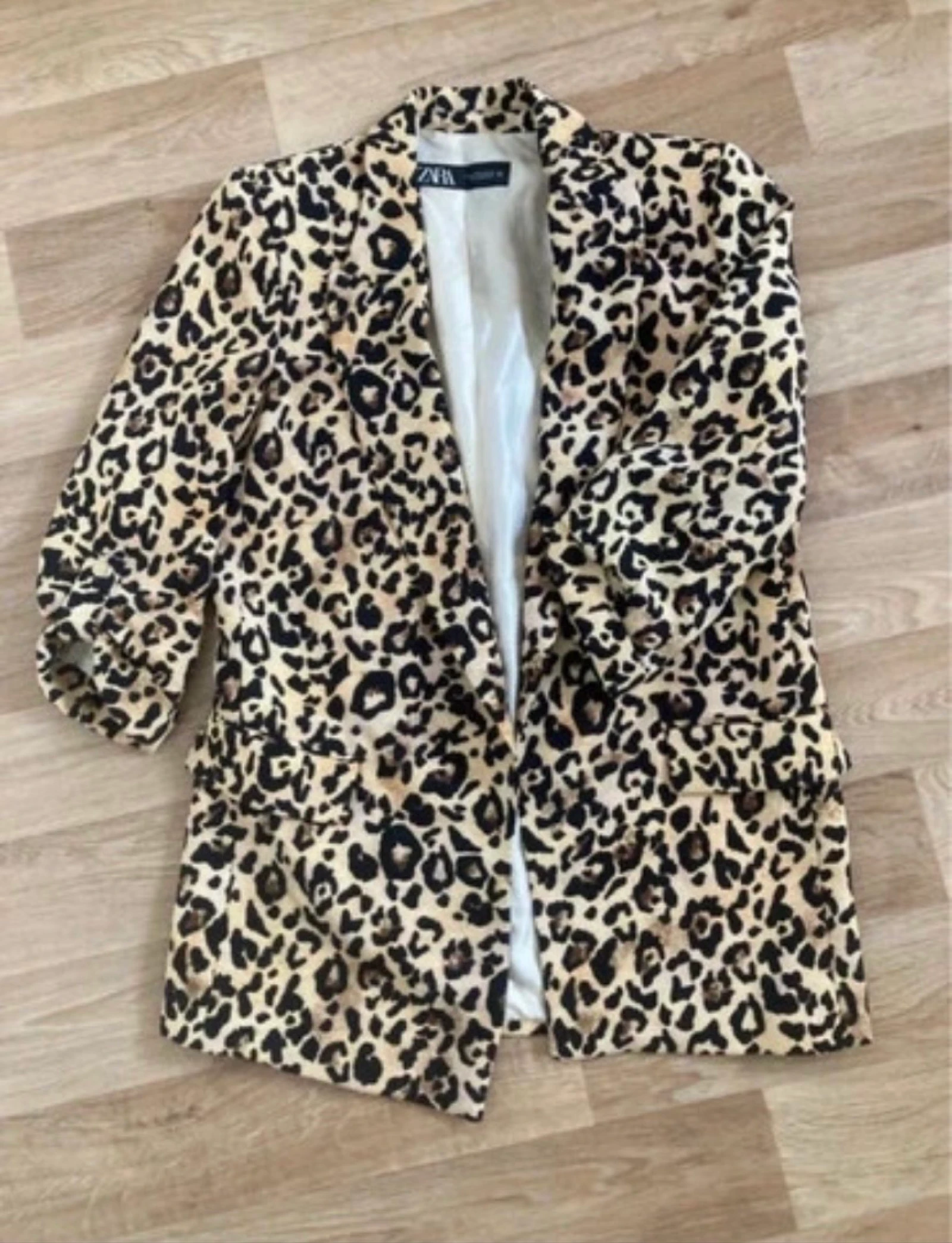 Blazer léopard Zara 